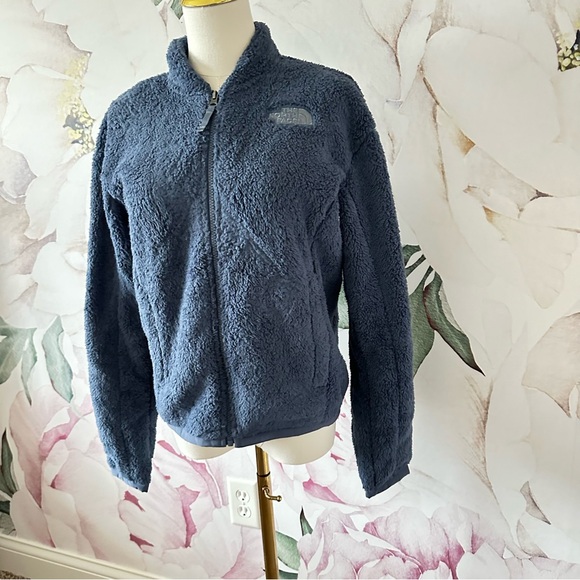 North face sweater— size small - Picture 2 of 13